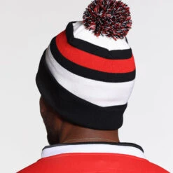 Christmas Pom Knit Beanie -World of Sportswear Christmas Pom Knit Beanie