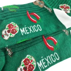 Mexico Crew Socks 9 Mexico Crew Socks -World of Sportswear MexicoCrewSocksCloseup3